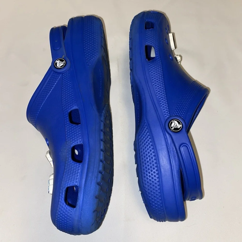 CROCS product pair