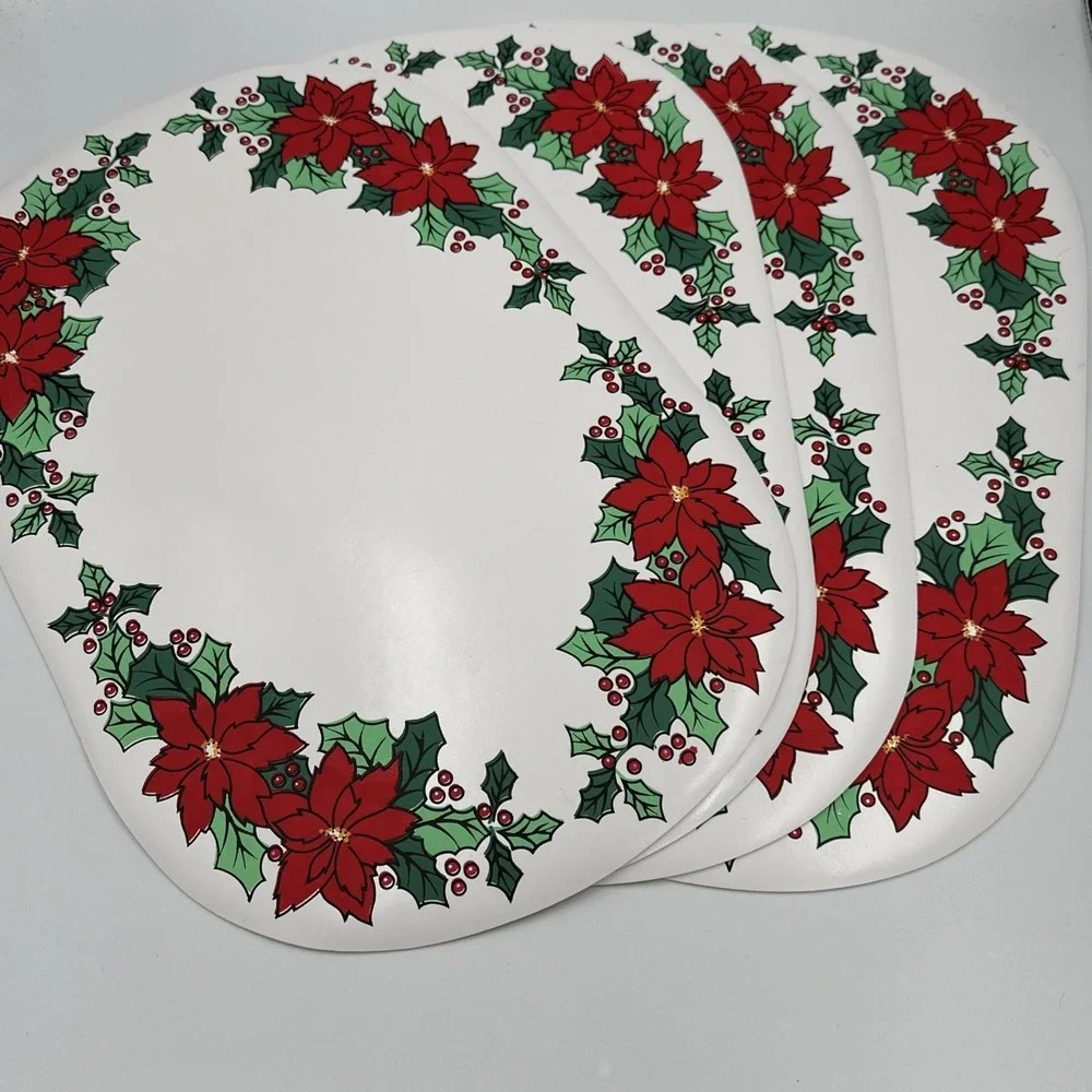 Set of 4 VTG‎ Vinyl Placemats Poinsettias Holly White Oblong Christmas Holiday