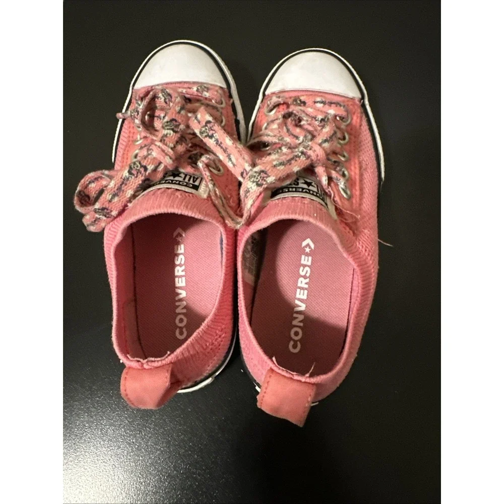 Converse‎ CTAS Knit Pink/White Girl's Slip On Size 12 Minnie Mouse Laces!