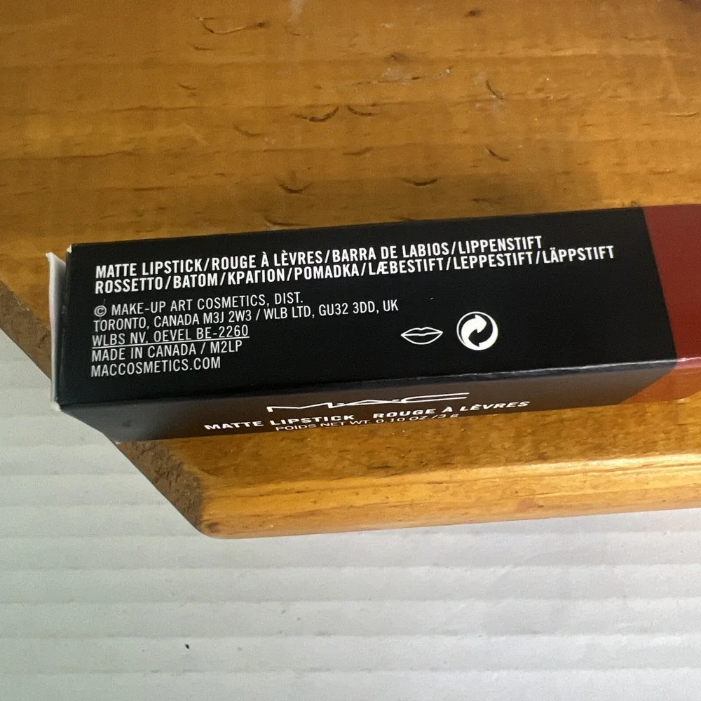 MAC Cosmetics mac oz matte