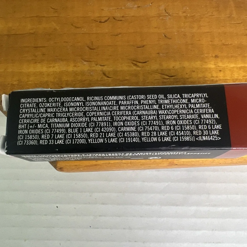 MAC Cosmetics mac 602 full
