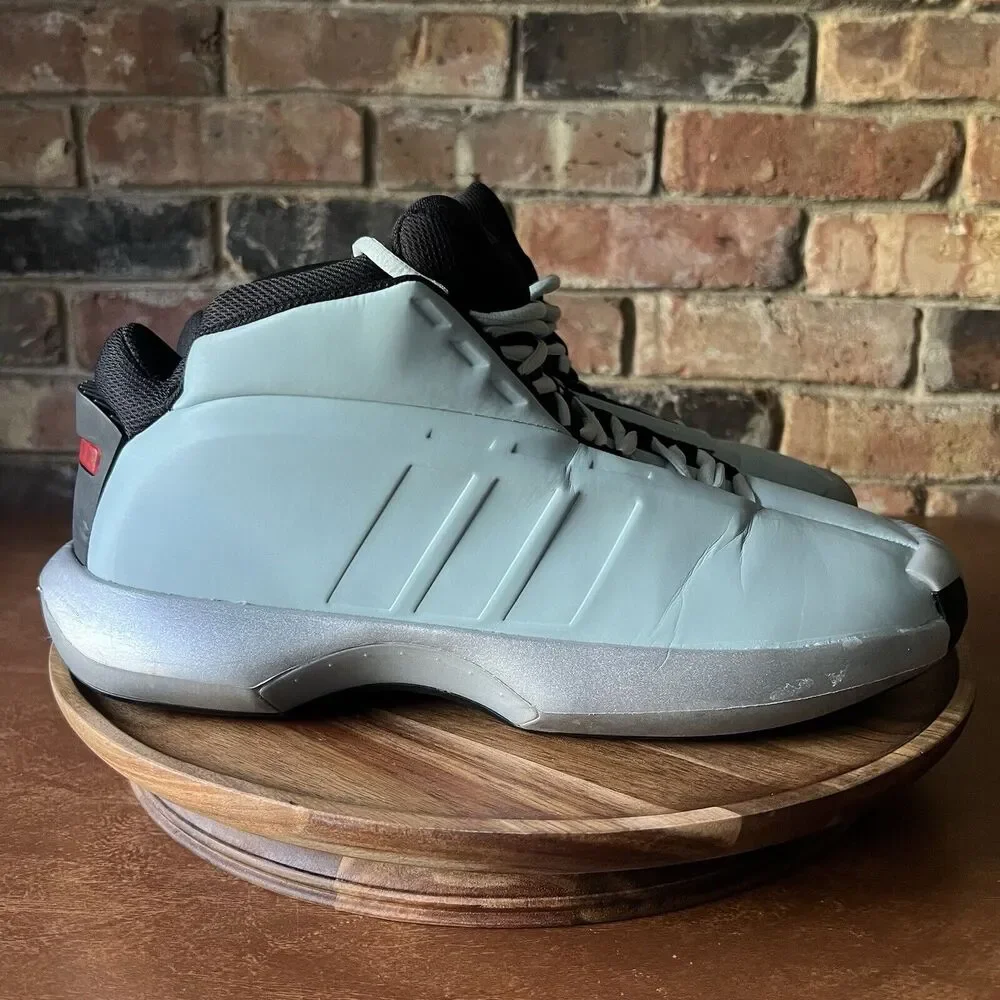 adidas sneaker we