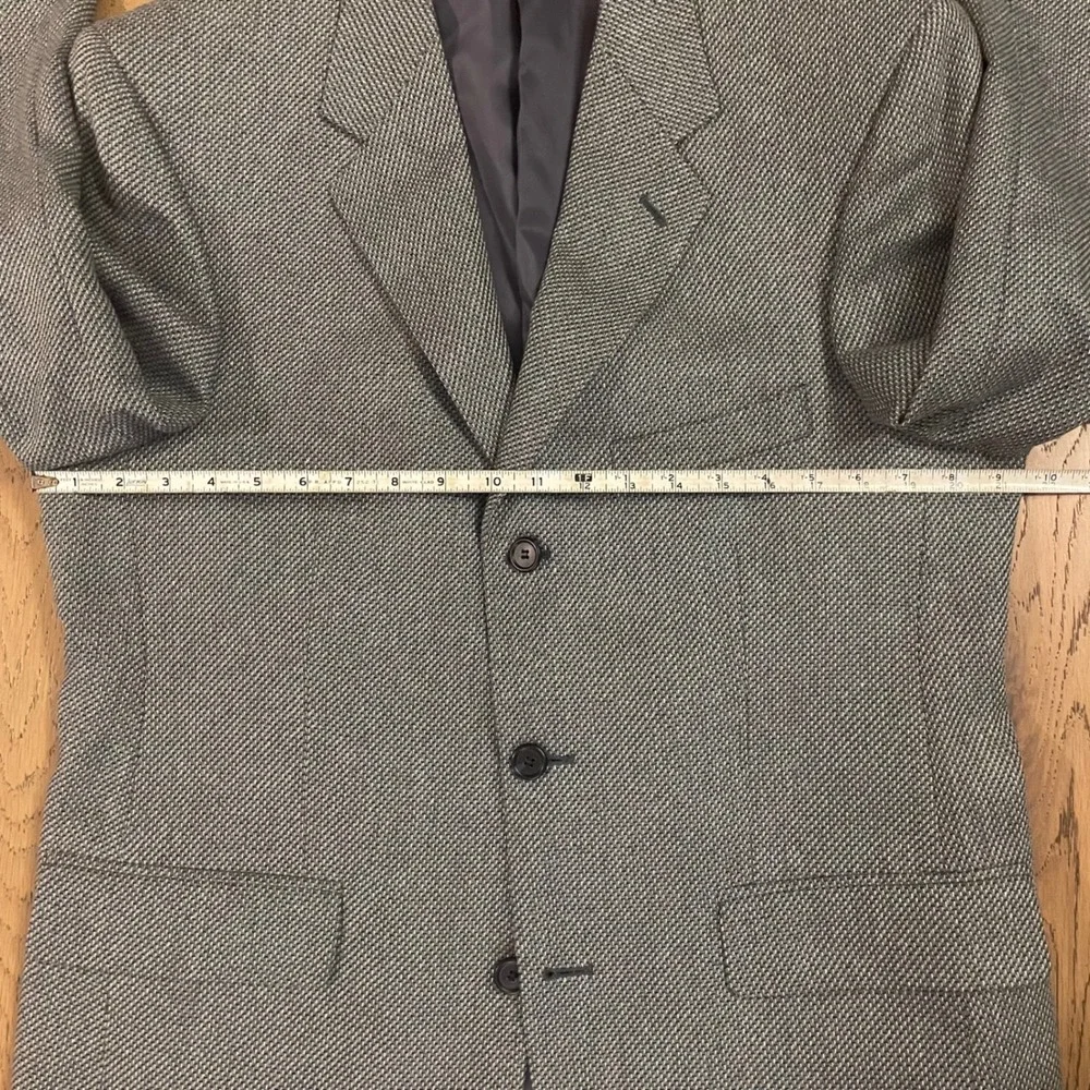 Norm Thompson preowned elevate