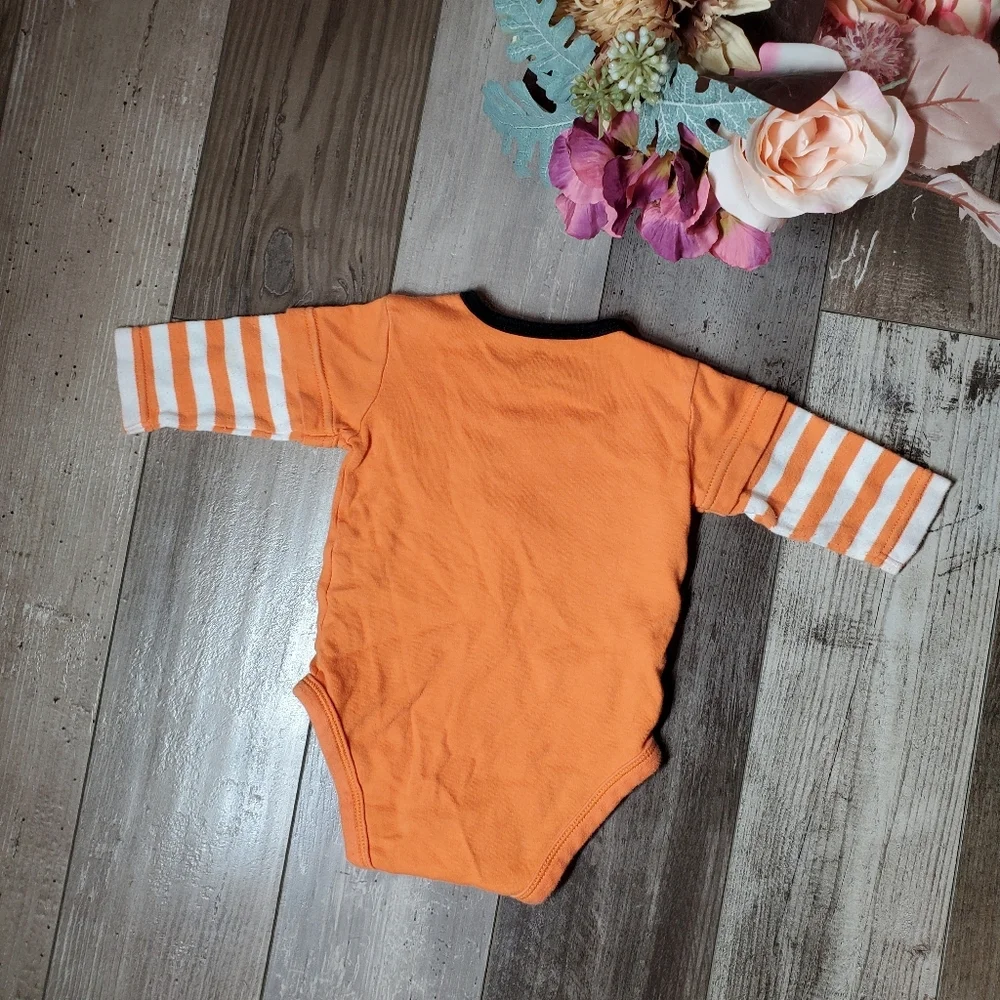 Carter's Size 3m Orange Long Sleeve Striped 
