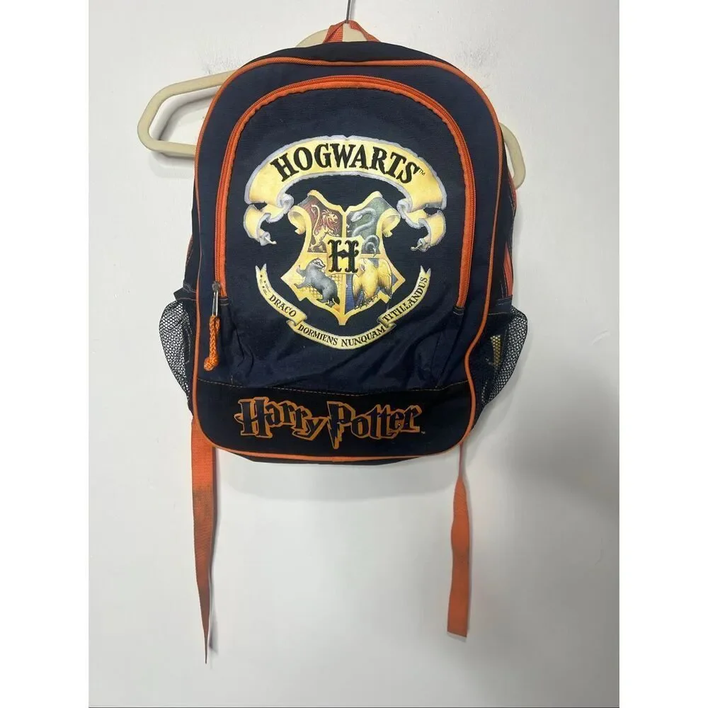 Harry Potter Hogwarts Vintage 2001 Crest Backpack Great Condition