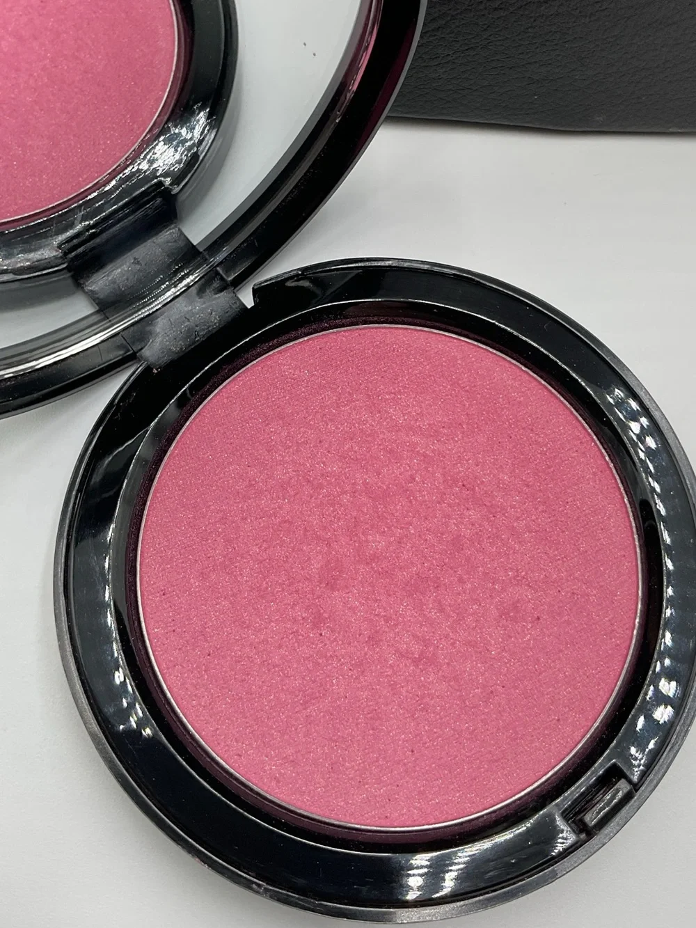 Bobbi Brown sweep shade seamless