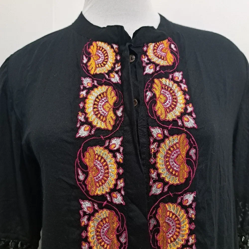 Tigerlily embroidered button