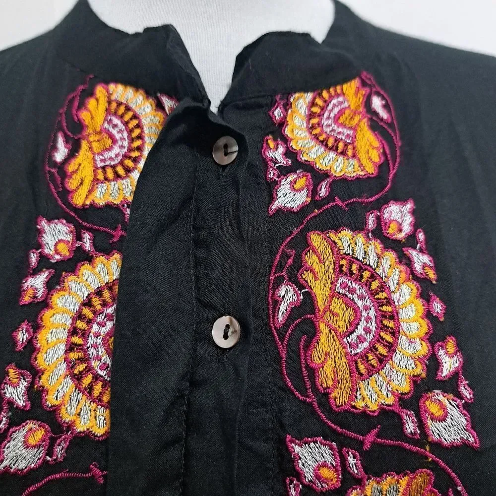 Tigerlily embroidered button