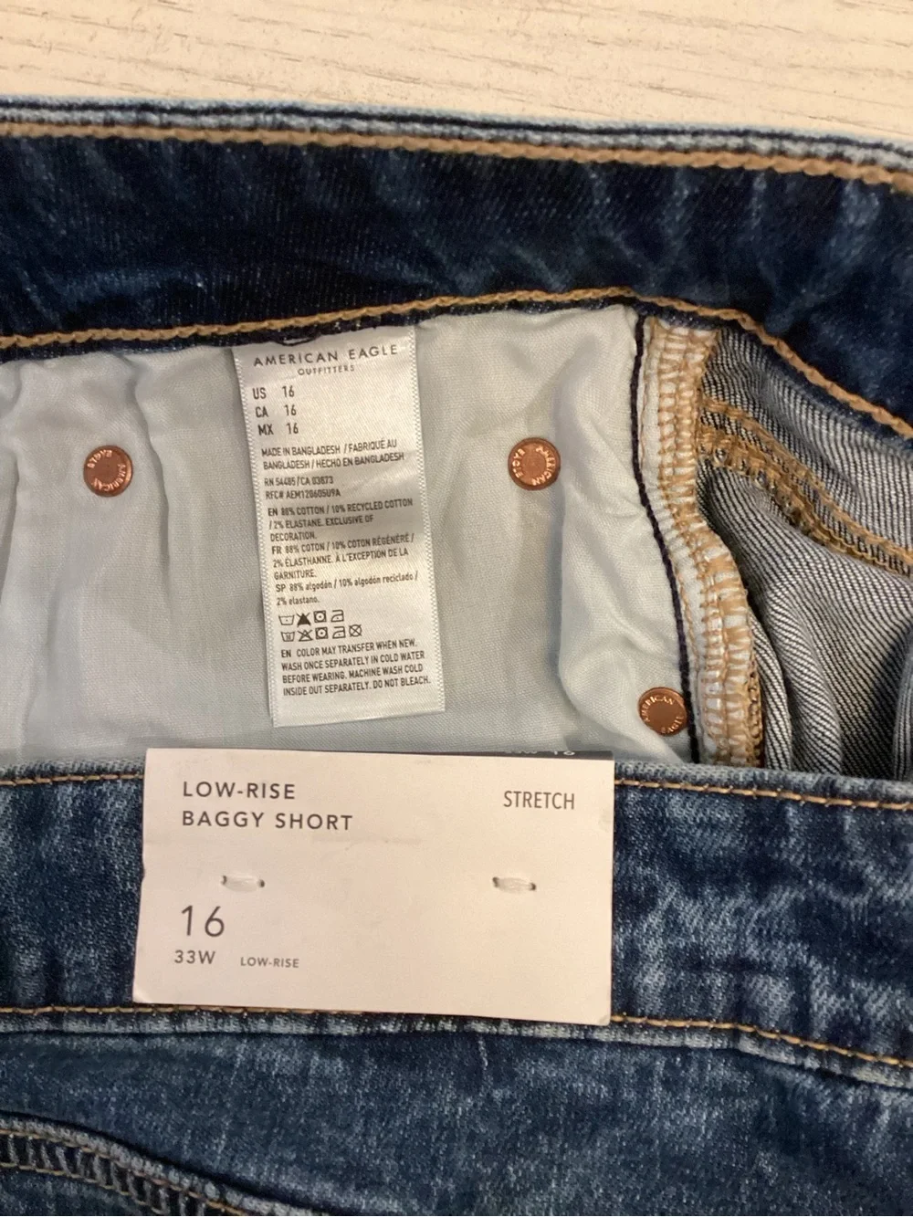 American Eagle 16 NWT Baggy Denim Shorts Women's Low-Rise Stretch 2025