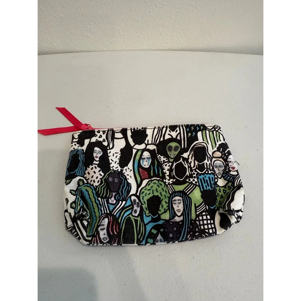 ipsy apcwitte collaboration