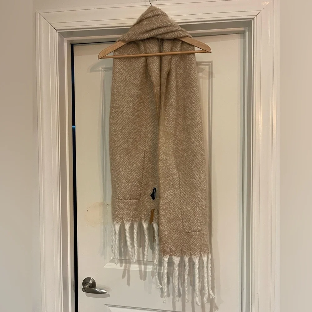 Steve Madden Beige and Ivory Herringbone Scarf