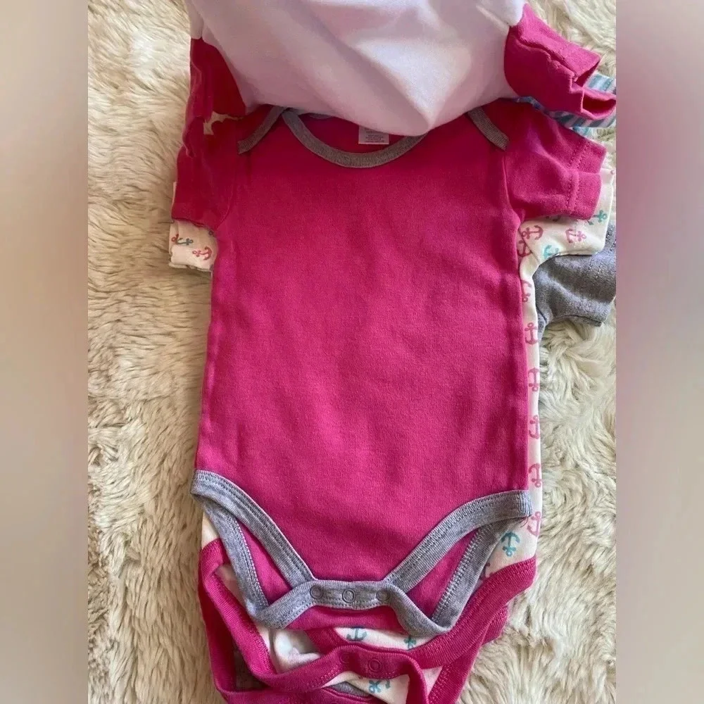 Baby Kiss set onesies