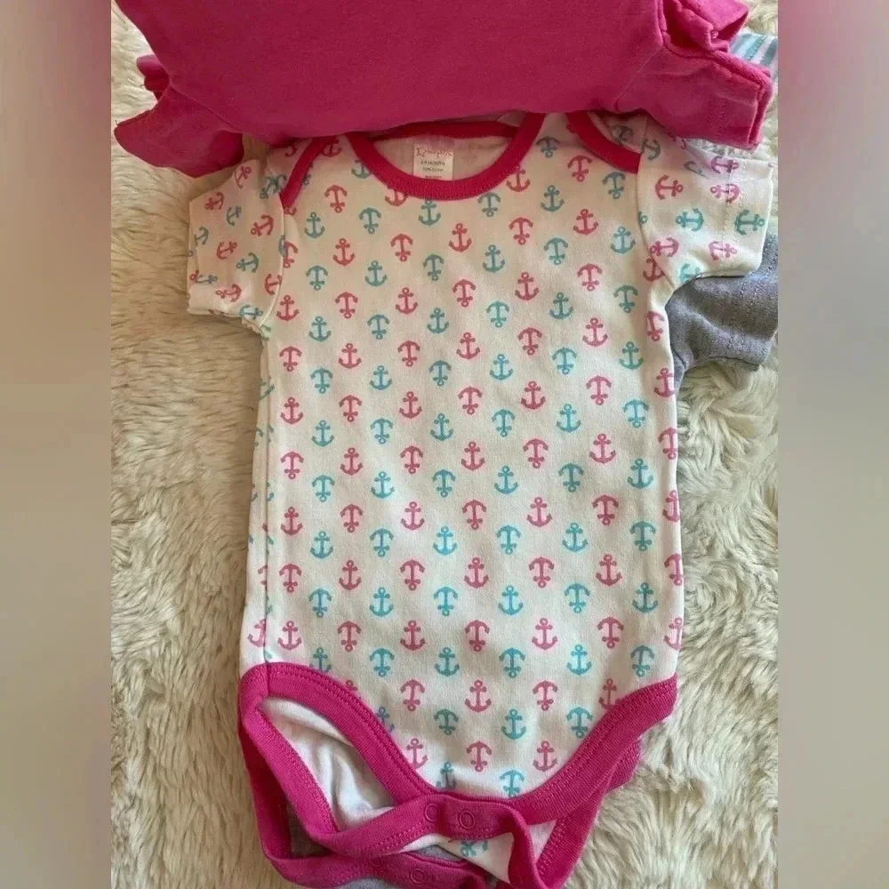 Baby Kiss set onesies
