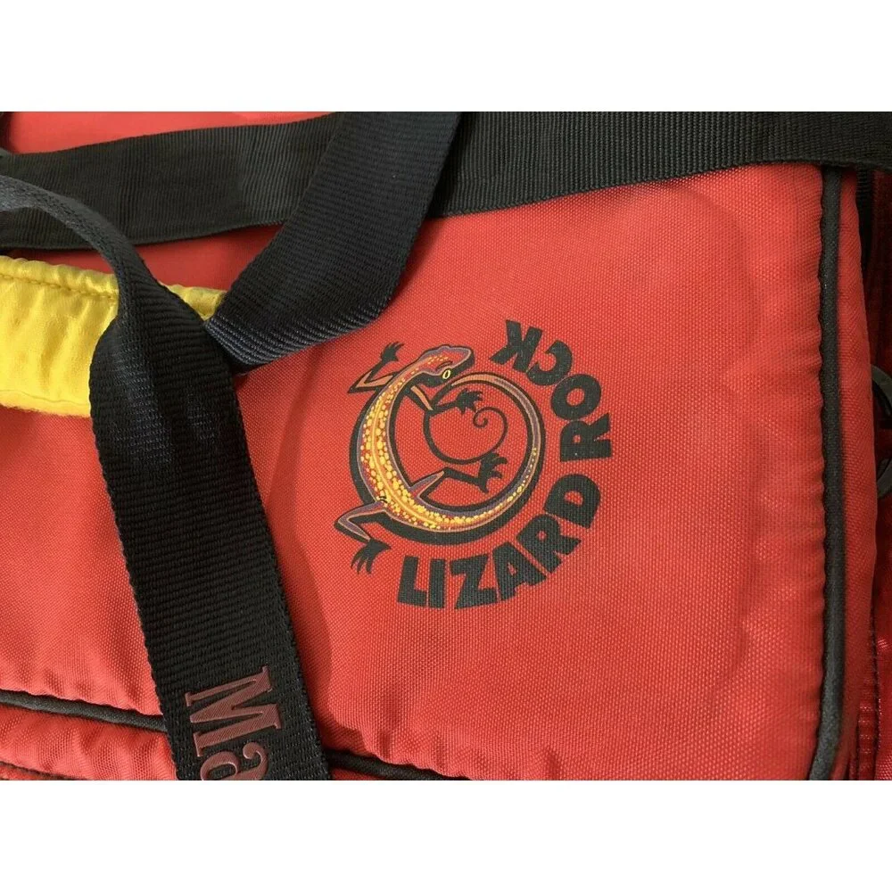VTG Marlboro ADVENTURE‎ TEAM LIZARD ROCK Red LARGE Bag Cooler