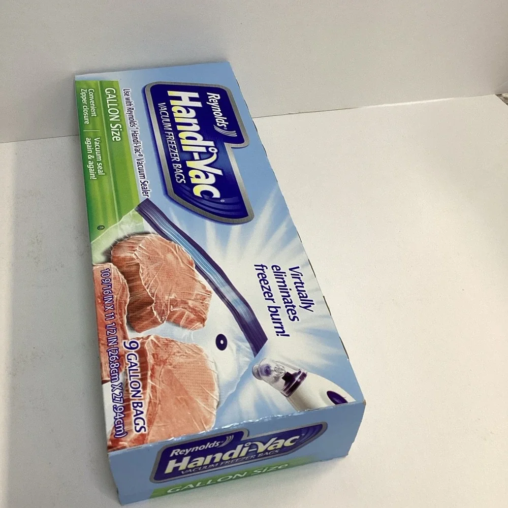 Reynolds Handi-Vac Vacuum Freezer Bags Gallon Size — 9 Bags  NEW & UNOPENED HTF