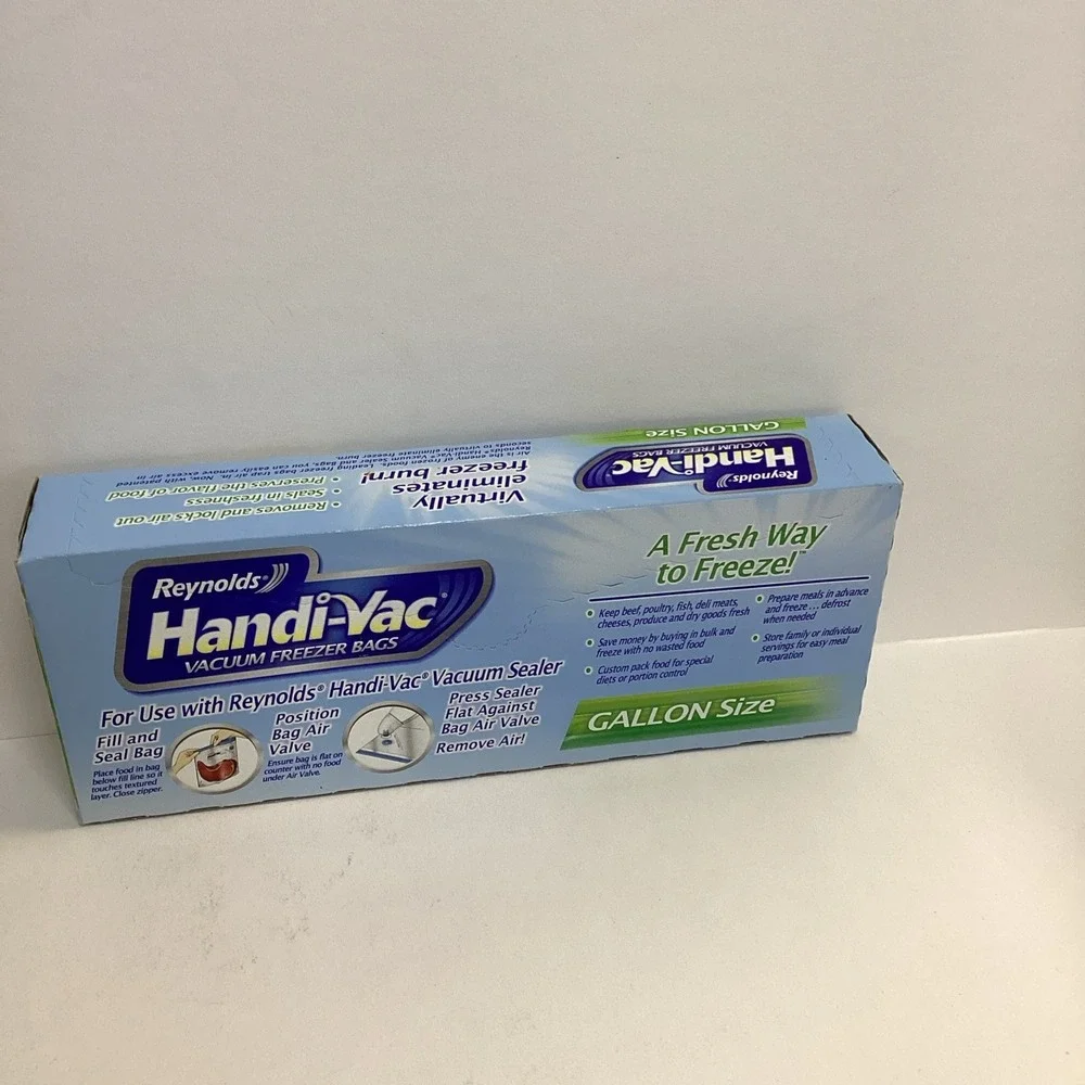 Reynolds Handi-Vac Vacuum Freezer Bags Gallon Size — 9 Bags  NEW & UNOPENED HTF
