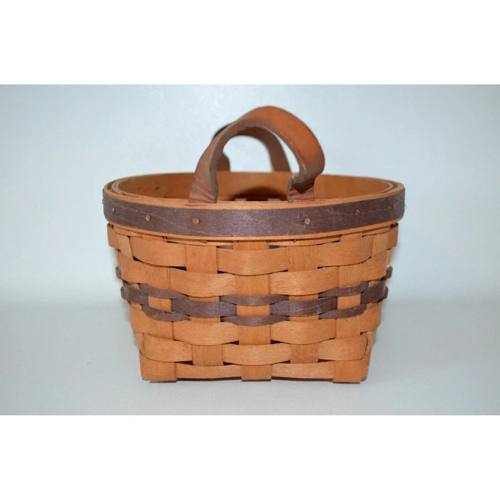 Longaberger 1992‎ Round Basket 2 Leather Handles Purple Accent Weaves