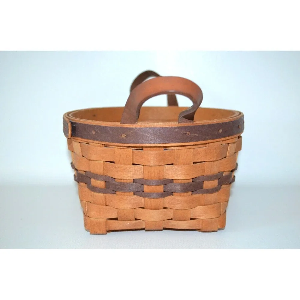 Longaberger 1992‎ Round Basket 2 Leather Handles Purple Accent Weaves