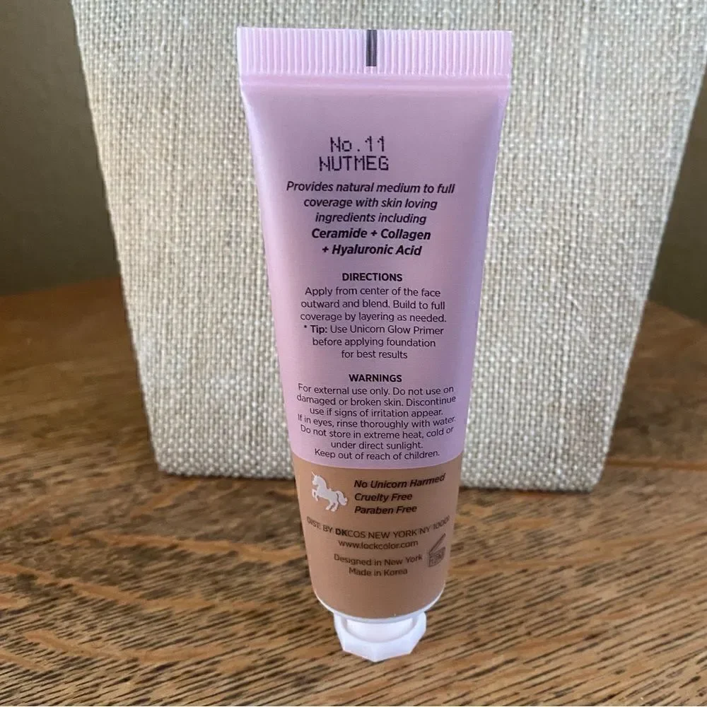 Unicorn Glow Hydrating Foundation Shade: Nutmeg. New in Box (NIB)!