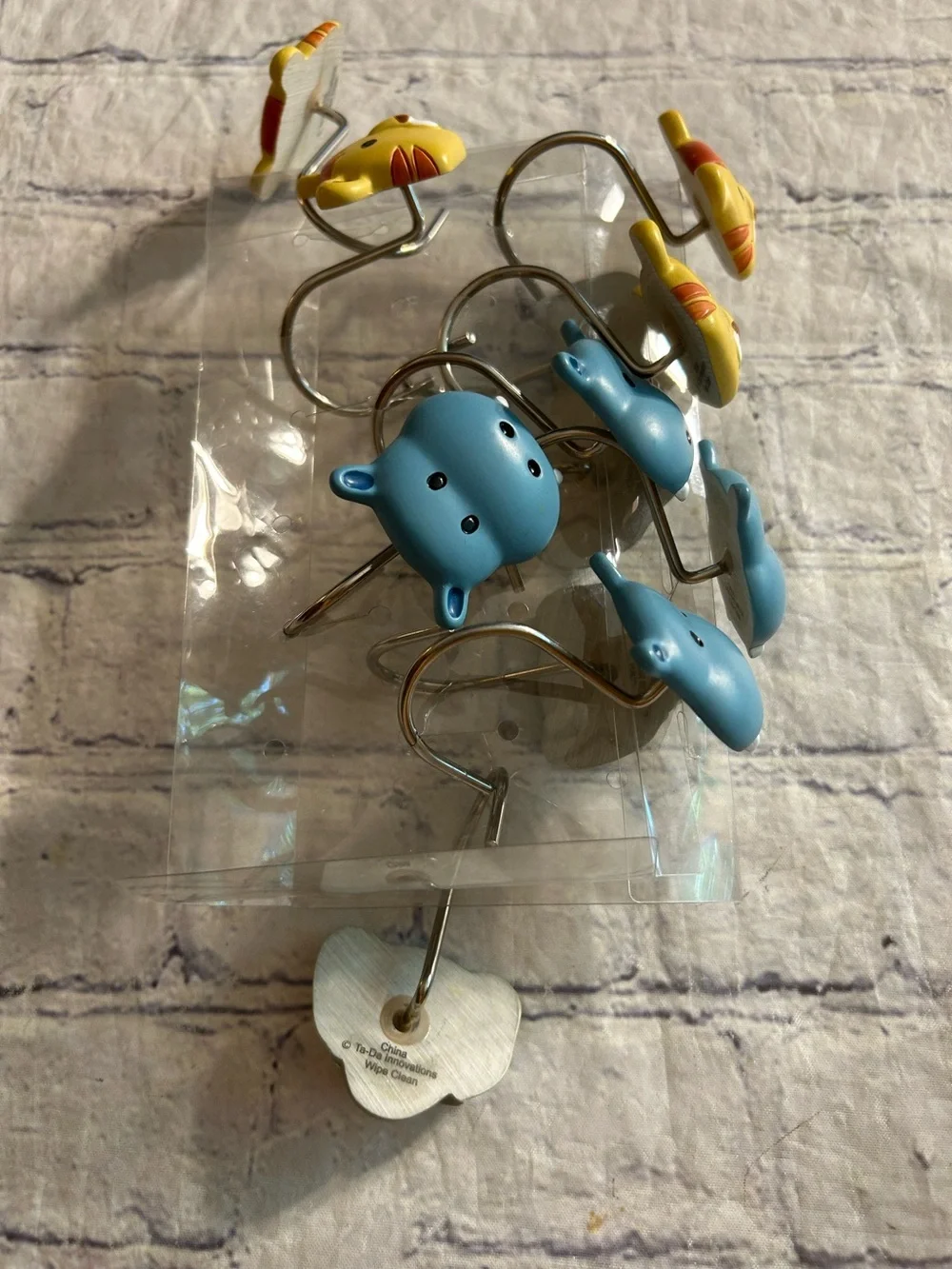 TA-DA INNOVATIONS WIPE CLEAN TIGERS & HIPPOS & ELEPHANTS SHOWER CURTAIN HOOKS