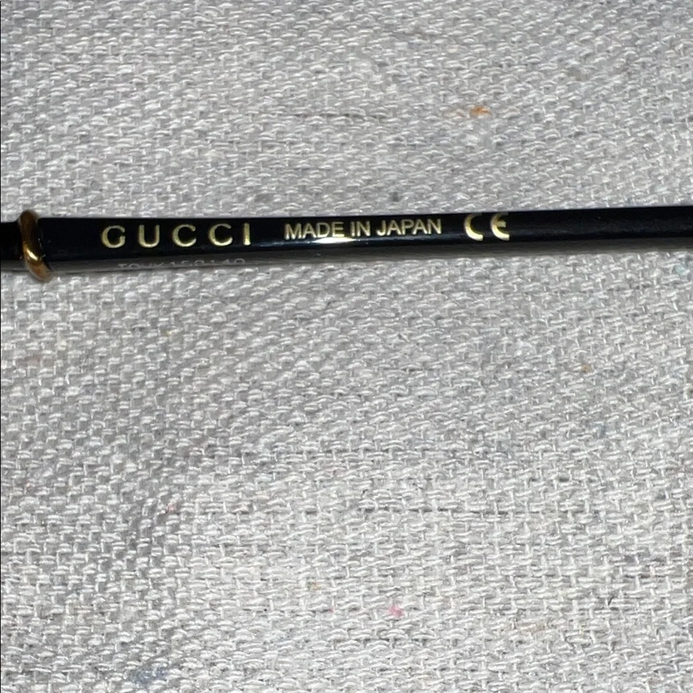 Gucci elegant eyeglasses