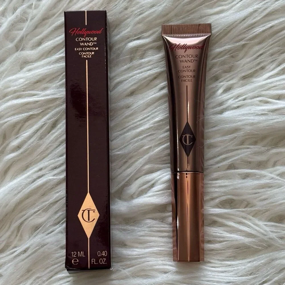 Charlotte Tilbury Contour Wand Fair-Medium