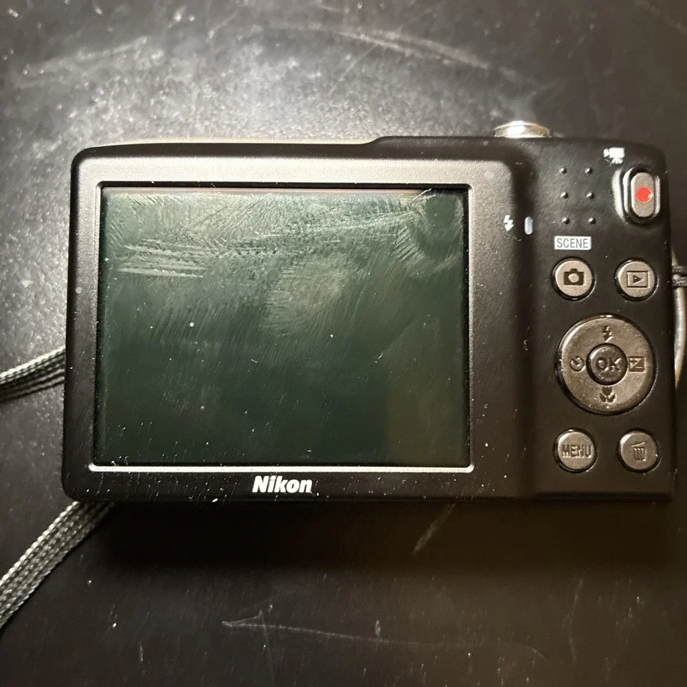 Nikon COOLPIX S3300 Silver 16.0MP 6x Digital Camera Bundle (Tested/Works)
