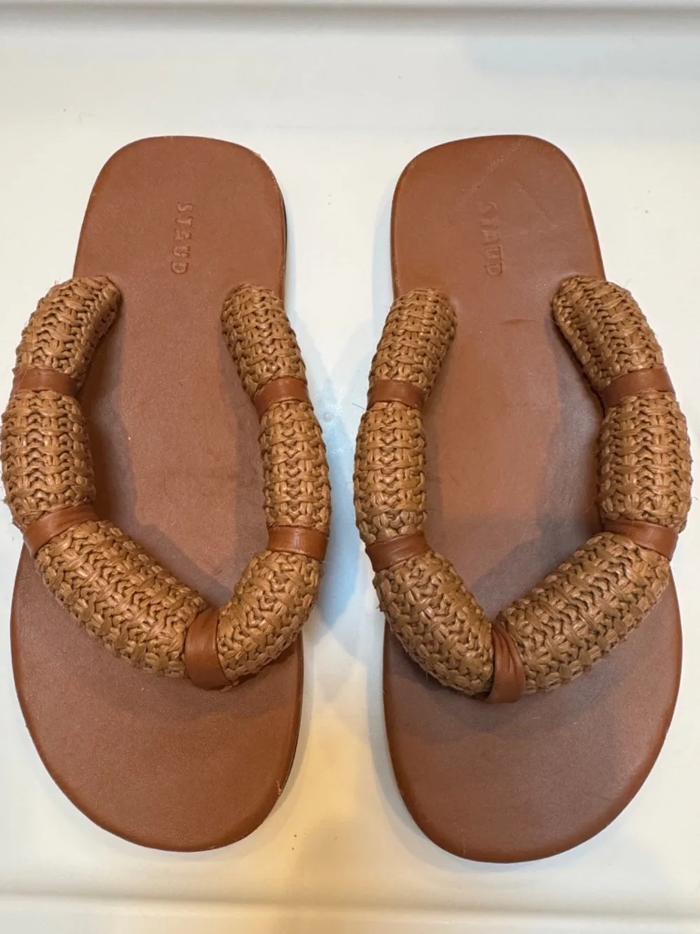 STAUD Sierra Raffia Thong Sandals Tan Size 37/7