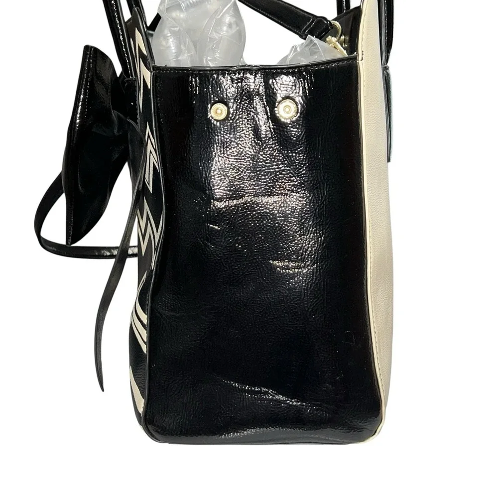 Betsey Johnson betsey johnson