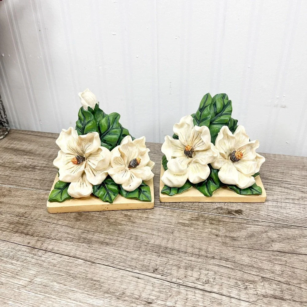 Vintage Magnolia Blossom Bookends: Floral Bookshelf Decor