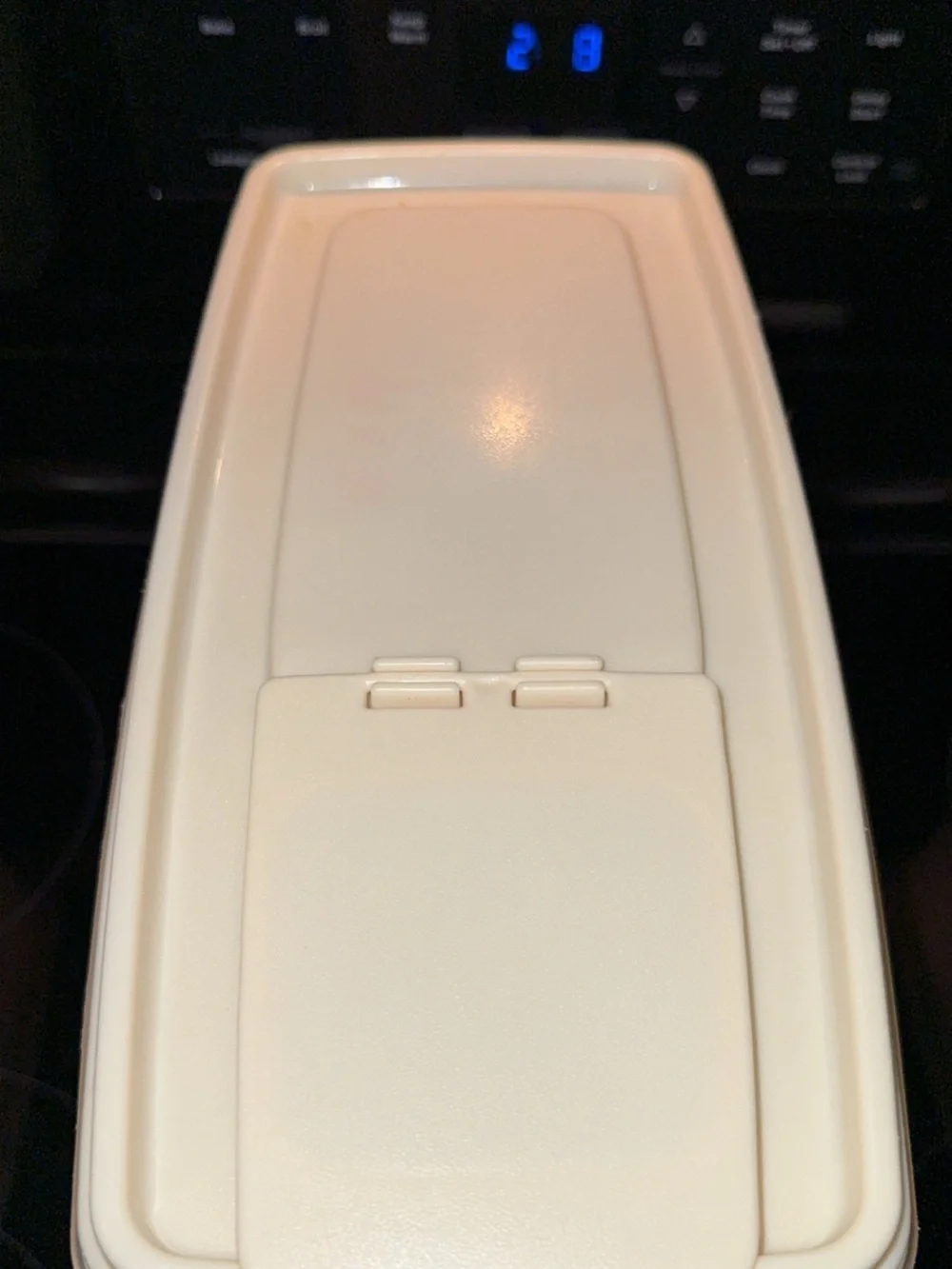 Rubbermaid snug organization