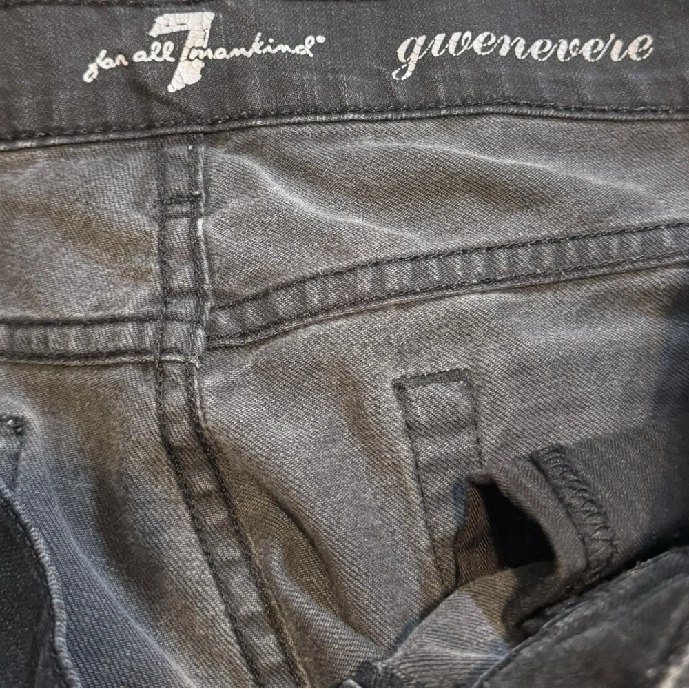 7 For All Mankind Gwenevere Black Skinny Jeans – Leopard Back Pocket – Size 28