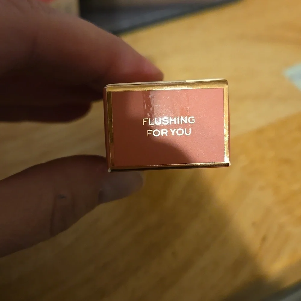 Revolution super dewy