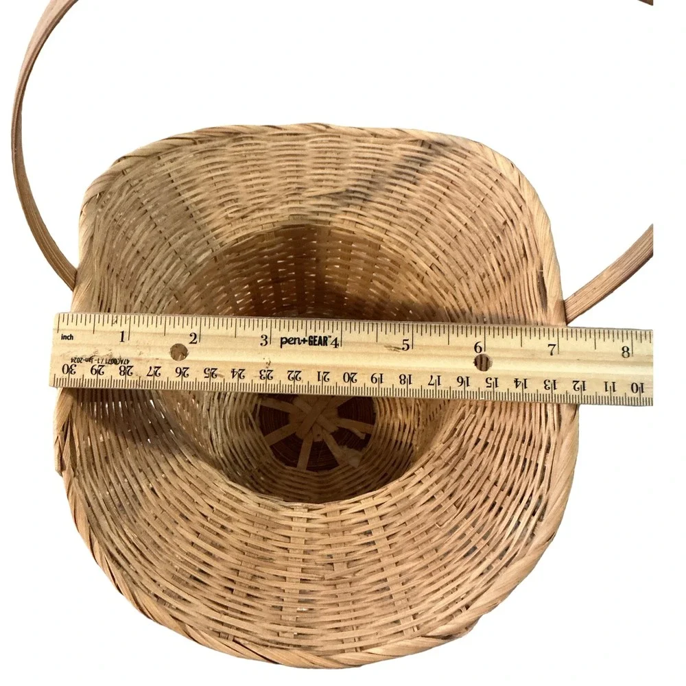 Vintage Woven Wicker Cowboy Hat Basket with Handle Rustic Farmhouse Decor 12in