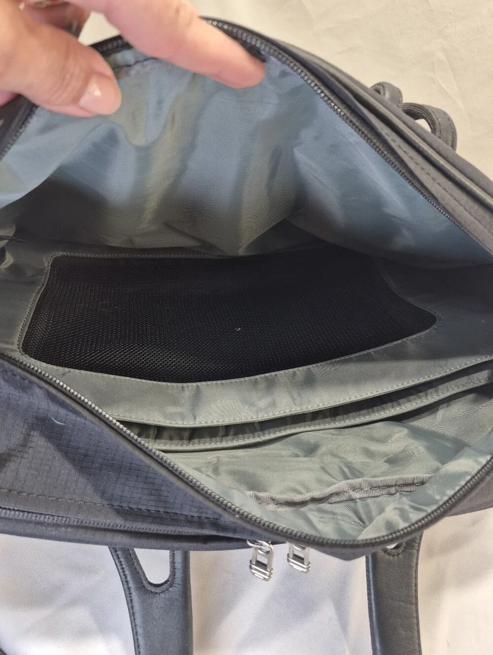 Tumi very wear small