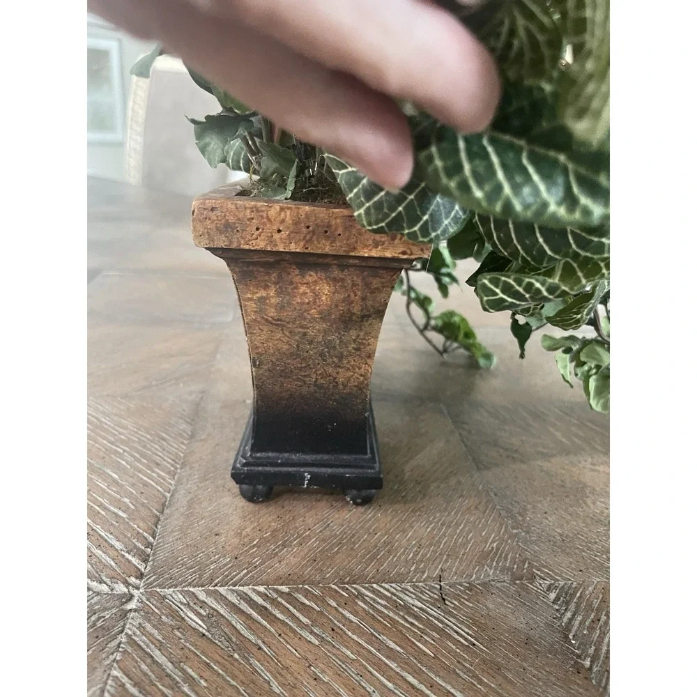 The Unbranded Brand faux greenery