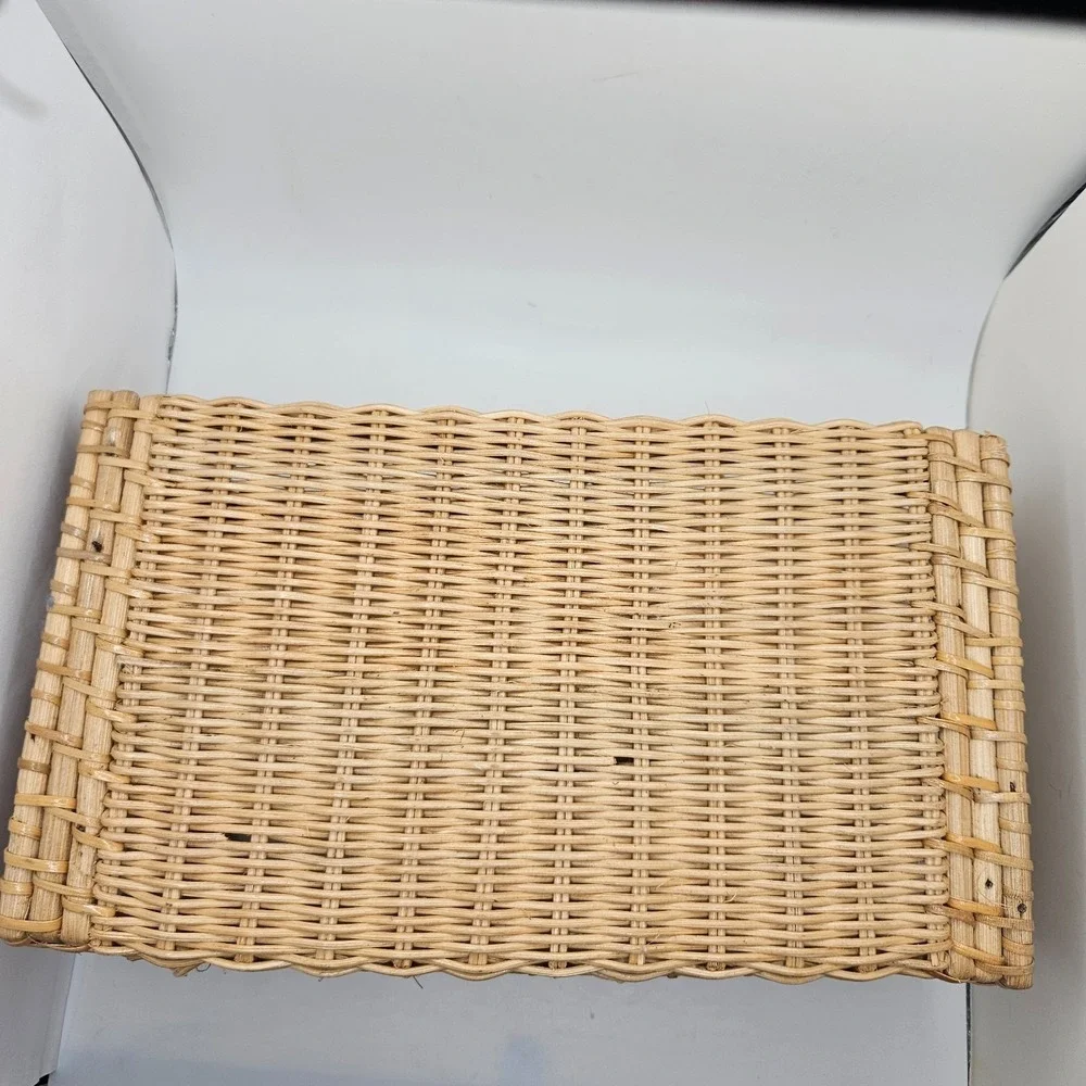 Vintage Wicker Rattan Tissue Box Cover Cottagecore Grannycore Boho Bathroom