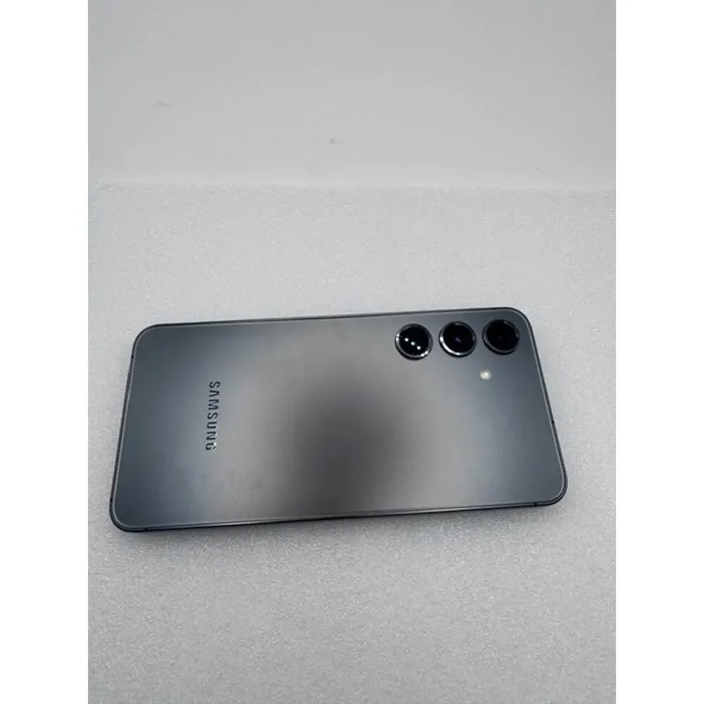 Samsung Galaxy S24 128GB S921U Fully Unlocked - Excellent condition