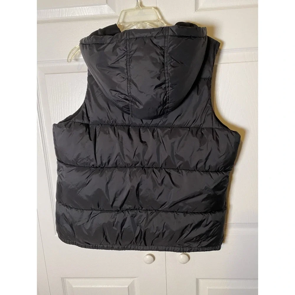 Old Navy black old vest