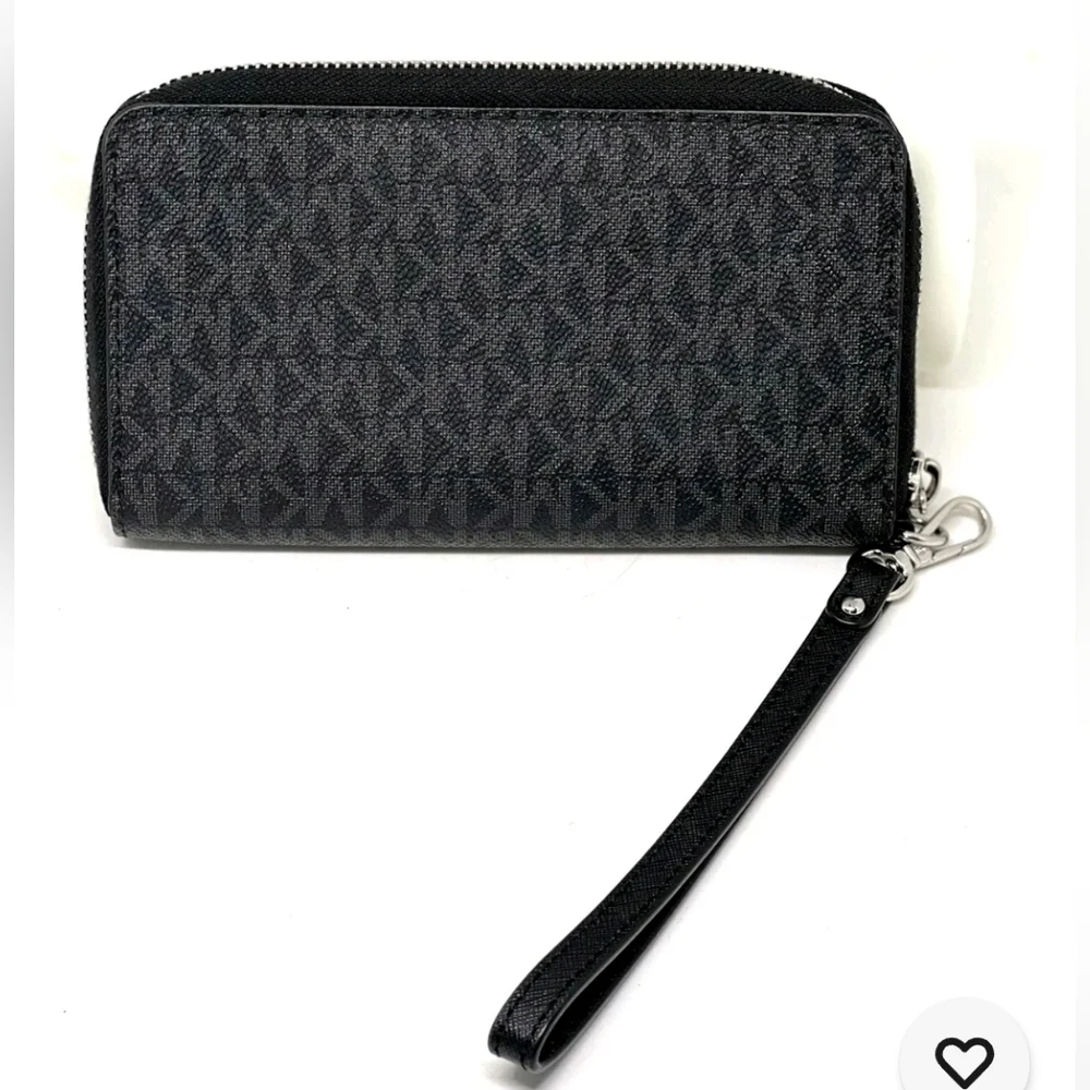 Michael Kors Black Wallet‎