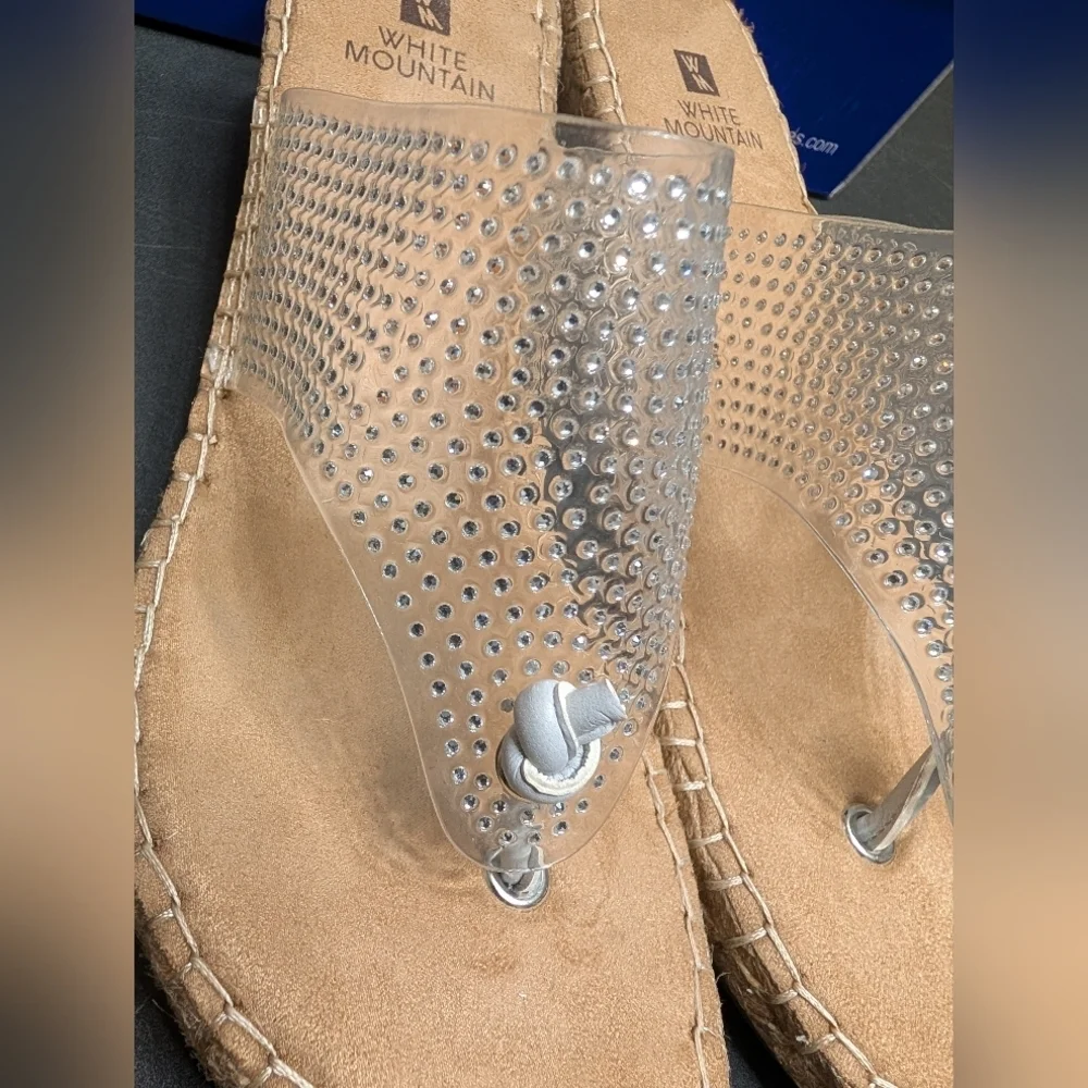 White Mountain Clear Beach Wedge Thong Sandals Silver Rhinestone Embellished 9.5