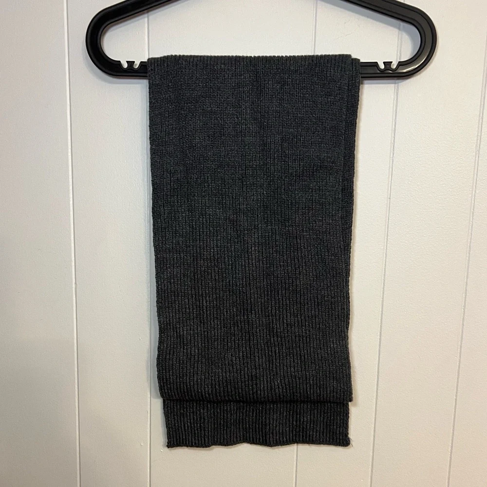 Polo, Ralph Lauren,‎ gray and navy blue scarf NWOT