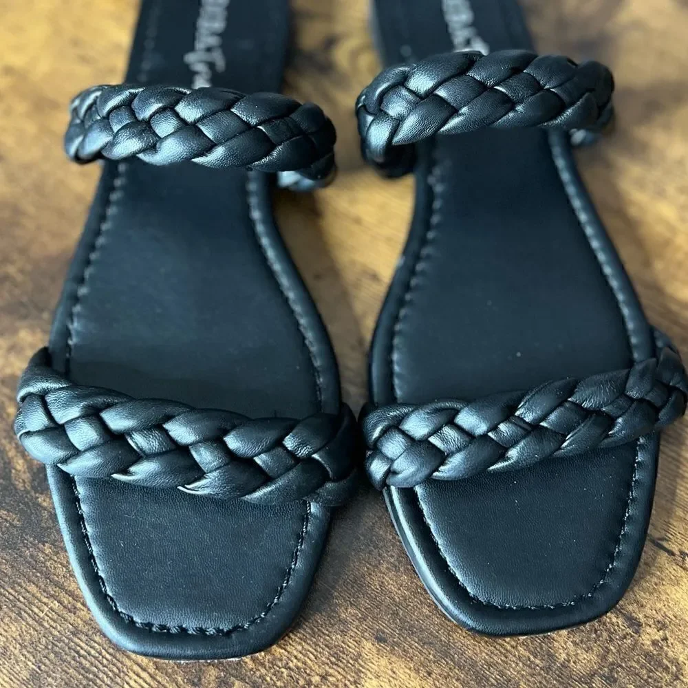Diba True Rae Nah Leather Braided Sandal in Black, Size 9. New in Box!