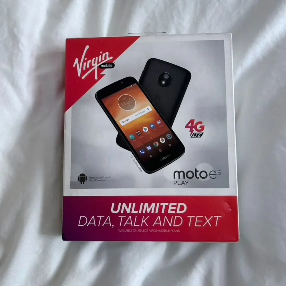 Virgin Mobile Moto e5 Play 5.2 HD Touchscreen 16GB Rom/2GB Ram Prepaid Phone