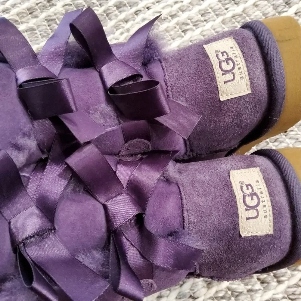UGG violet bloom