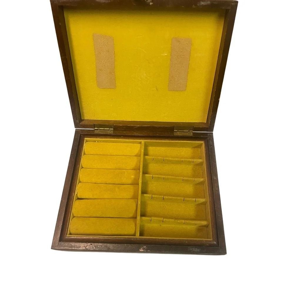 N/A vintage wooden