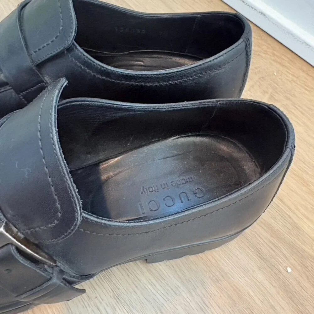 Gucci Loafers Buckle heel Size 7.5 Leather Black Mens