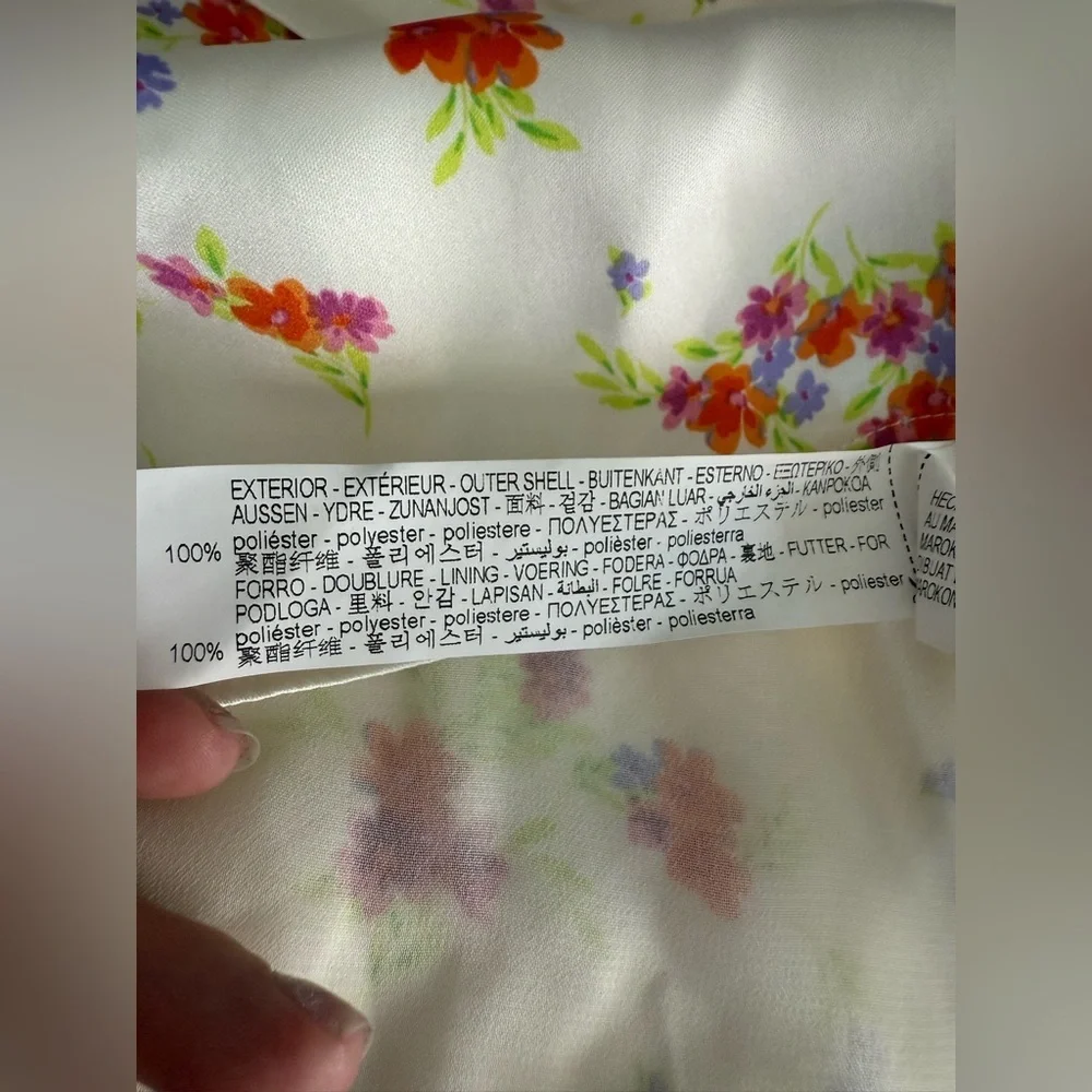 Zara $10 included *measurements