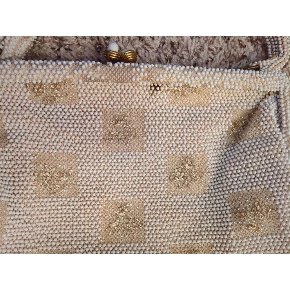 unknown gold cream areas