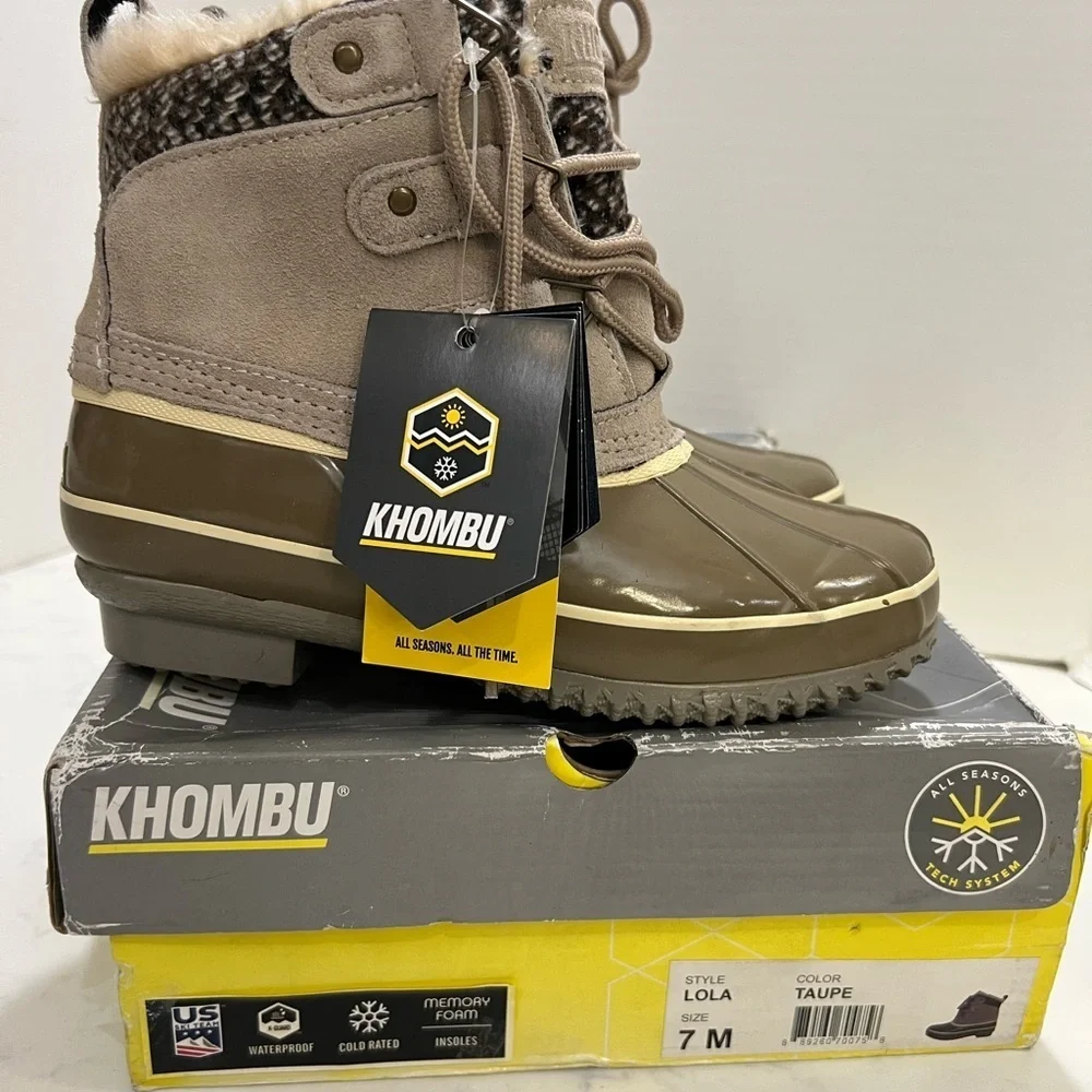 Khombu ski team winter